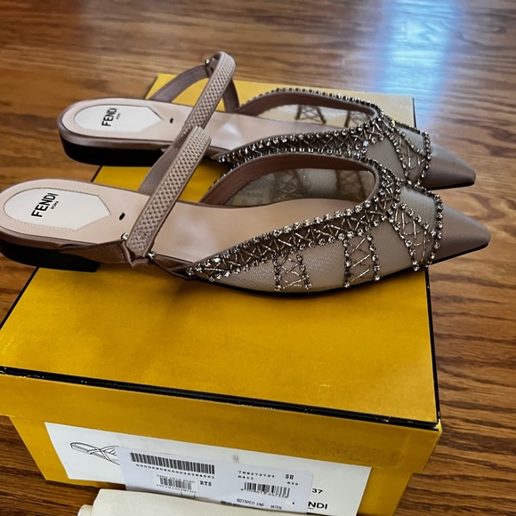 😊SOLD😊 Fendi Colibri Crystal Embellished mule in 37 - Picture 3 of 9